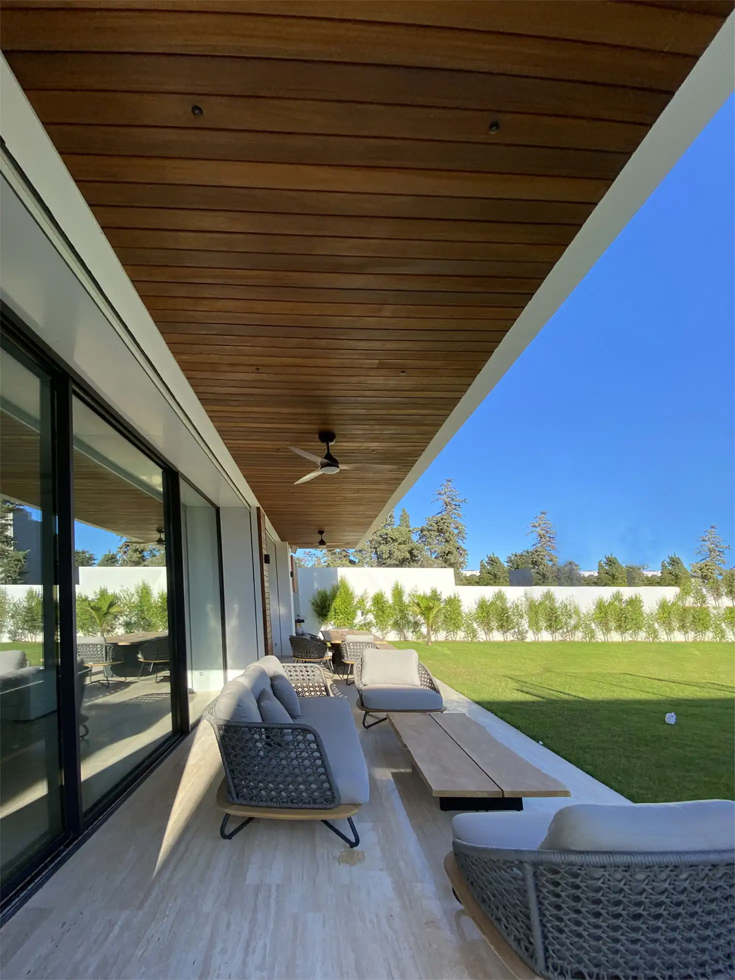 Faux palfond terrasse en bois 6